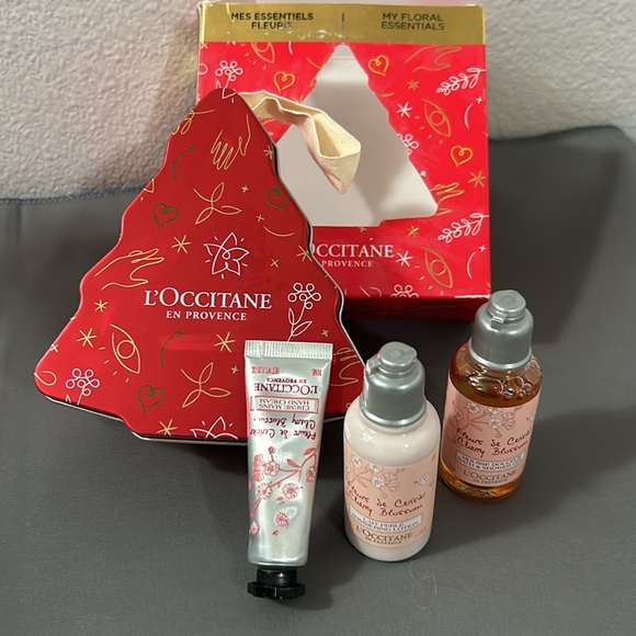 L'OCCITANE | Bath & Body | Newloccitane Holiday Ornament Gift Set ...